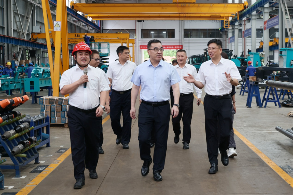 广州工控集团总司理王福铸调研尊龙凯时官网网址智能生产谋划事情