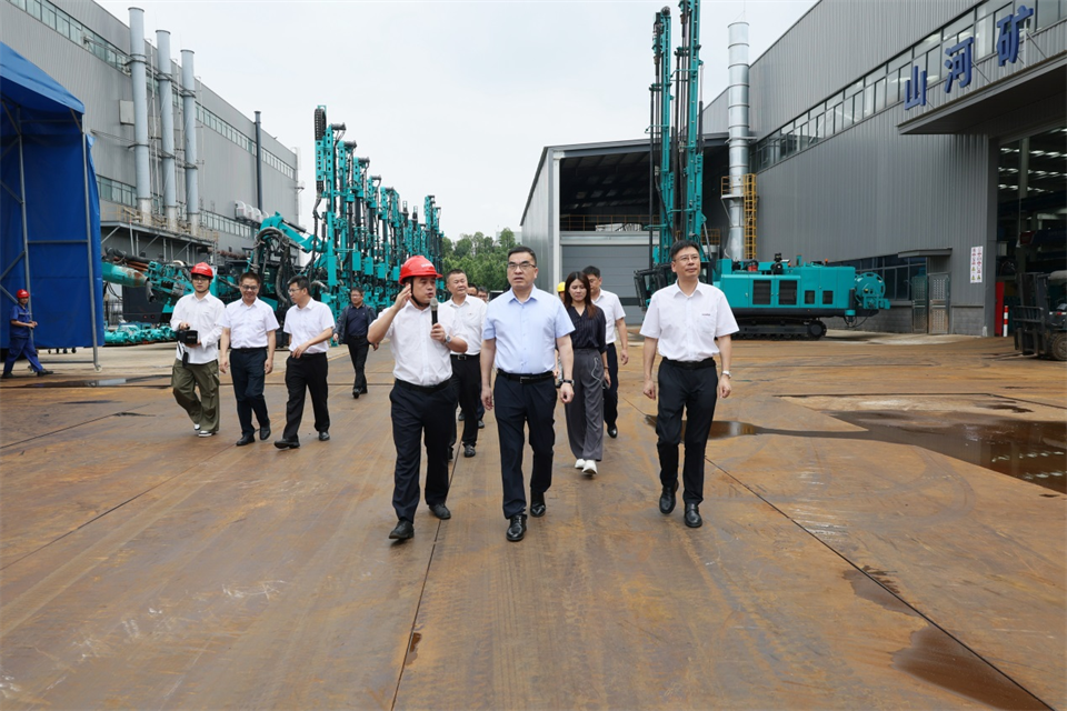广州工控集团总司理王福铸调研尊龙凯时官网网址智能生产谋划事情