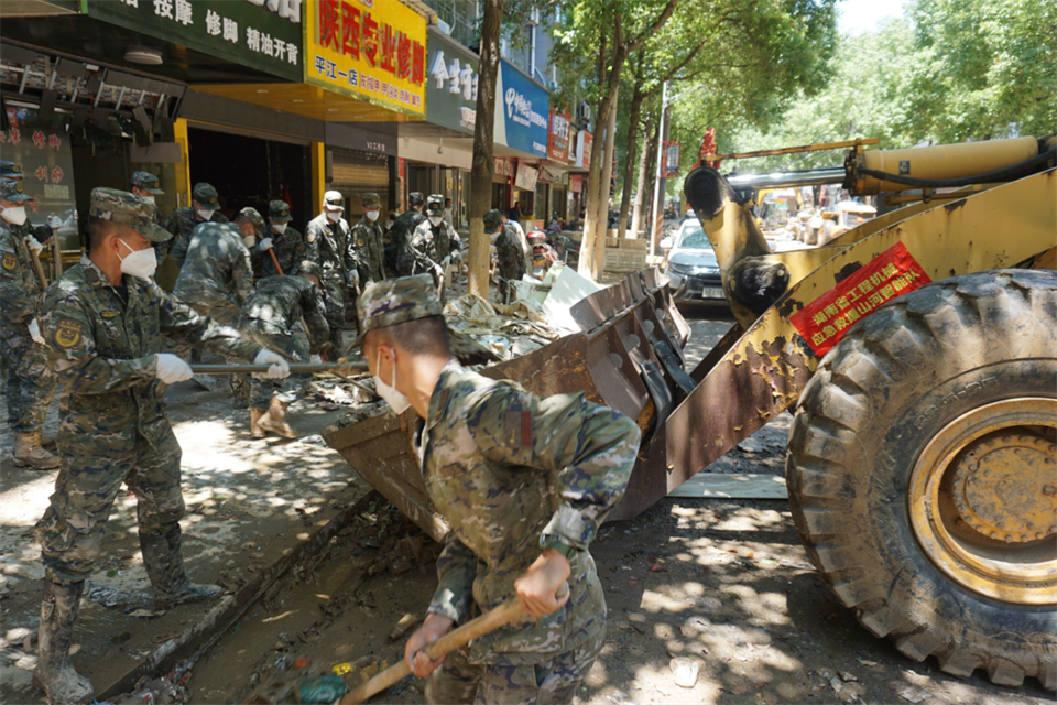驰援湖南平江抗洪抢险，共克时艰显继续