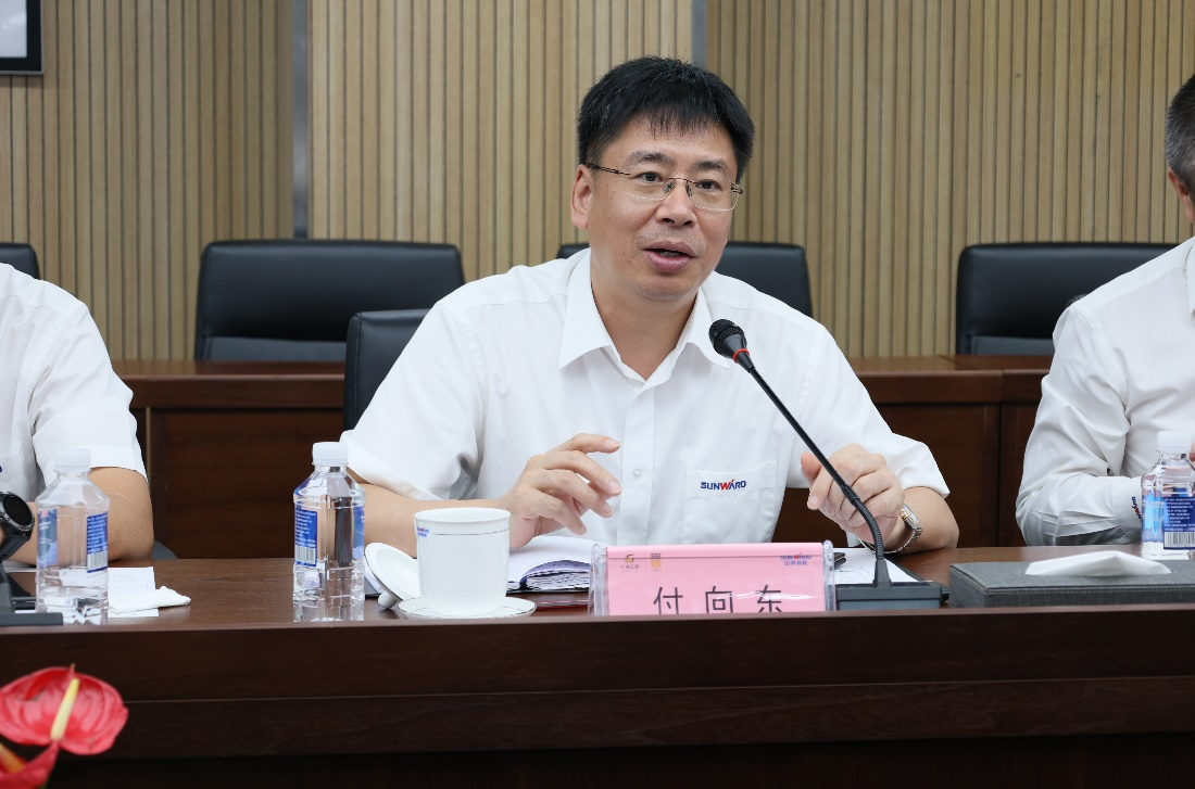 尊龙凯时官网网址智能与易普力签署框架相助协议