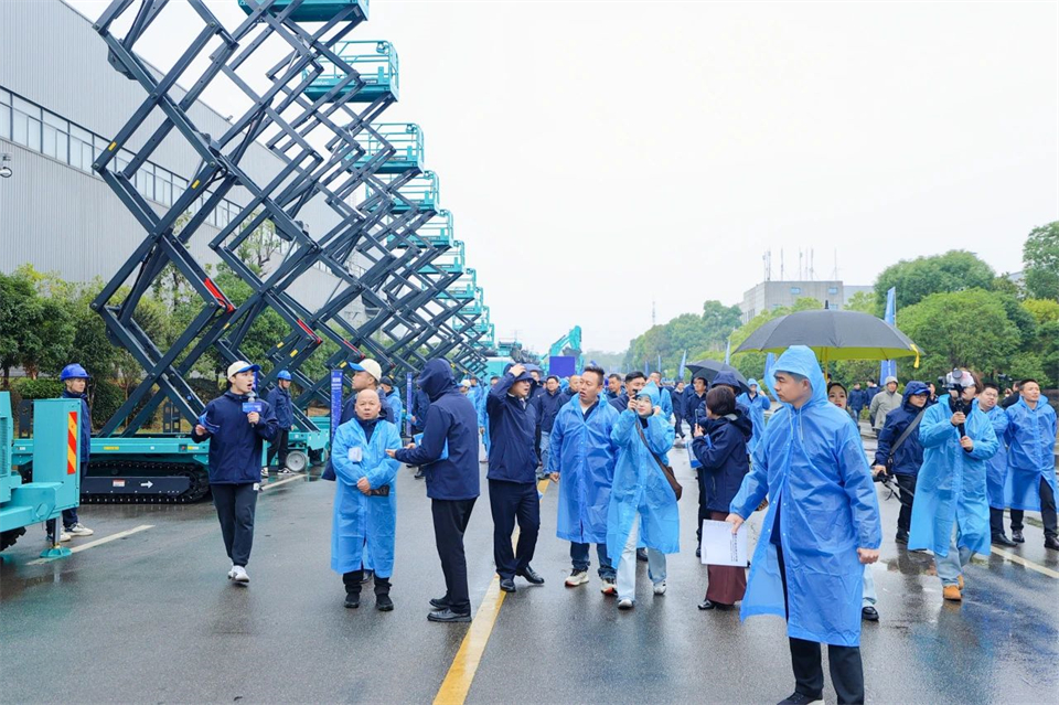 立异引领价值，理想成绩未来！尊龙凯时官网网址智能25周年庆典暨全球客户节盛大举行