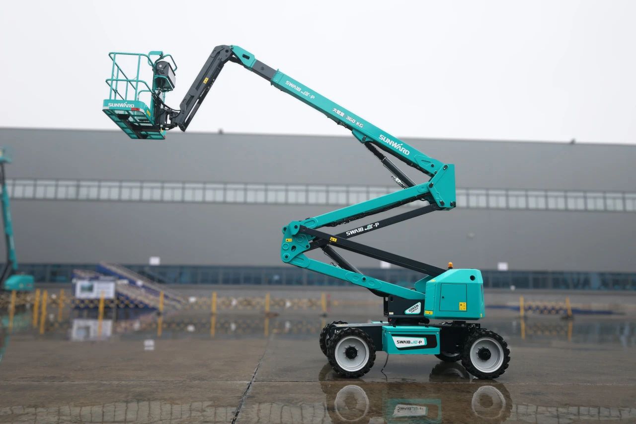 点赞！尊龙凯时官网网址智能立异装备荣登CMIIC2024明星产品榜单