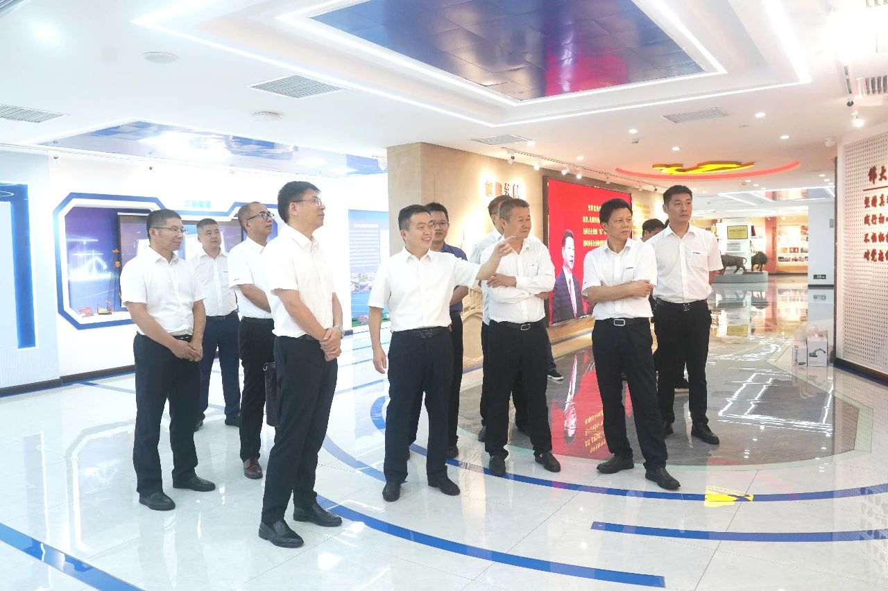 尊龙凯时官网网址智能董事长付向东率队造访广东水电二局，深化相助同营生长